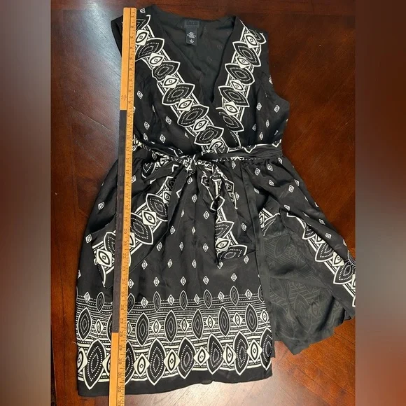 Anna Sui Black and White Geometric Mini Dress - Picture 5 of 8